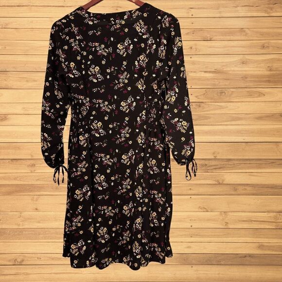 Torrid Womens Dress Size 00 (Actual 10) Multi-Color Floral Challis Smocked Waist - Picture 6 of 11